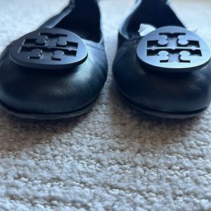 GUC Tory Burch Minnie Travel Flats
